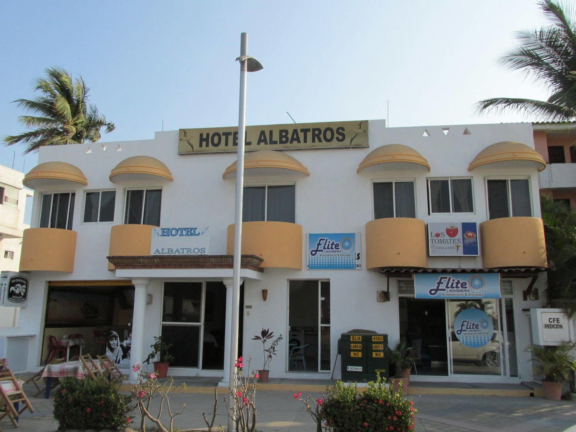 Hotel Albatros Manzanillo Exterior foto